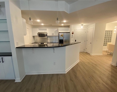 390 17th Street Nw - Photo Thumbnail 13