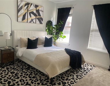 390 17th Street Nw - Photo Thumbnail 1