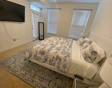 390 17th Street Nw - Photo Thumbnail 25
