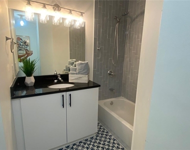 390 17th Street Nw - Photo Thumbnail 8