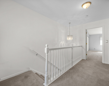 120 Polaris Drive - Photo Thumbnail 7