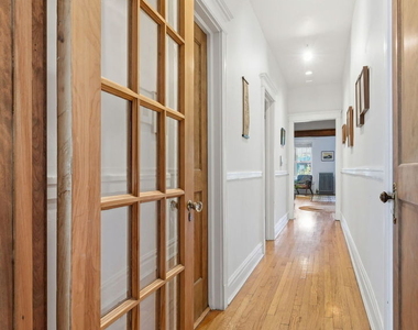 5321 S Woodlawn Avenue - Photo Thumbnail 7