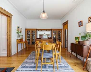 5321 S Woodlawn Avenue - Photo Thumbnail 8
