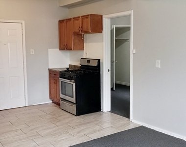 2531 N Tripp Avenue - Photo Thumbnail 2