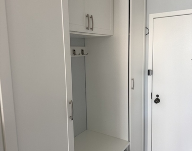 33 W Delaware Place - Photo Thumbnail 10