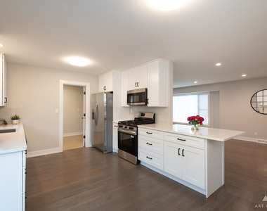 11550 Francis Road - Photo Thumbnail 20