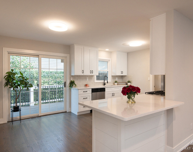 11550 Francis Road - Photo Thumbnail 11