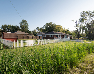 11550 Francis Road - Photo Thumbnail 47