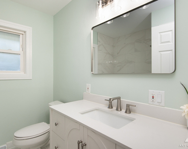11550 Francis Road - Photo Thumbnail 21