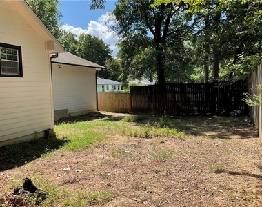 2992 Villa Esta Drive - Photo Thumbnail 4