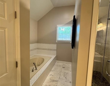 2992 Villa Esta Drive - Photo Thumbnail 29