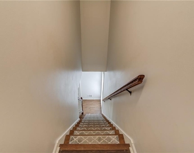 4905 Wade Valley Way - Photo Thumbnail 17