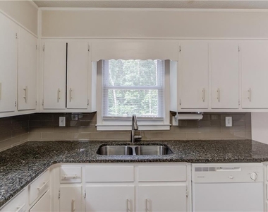 4905 Wade Valley Way - Photo Thumbnail 10