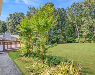 4905 Wade Valley Way - Photo Thumbnail 25