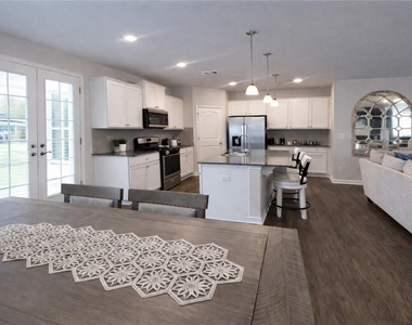 182 Woodhouse Circle - Photo Thumbnail 8
