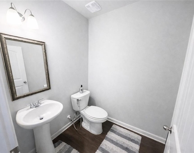 182 Woodhouse Circle - Photo Thumbnail 3