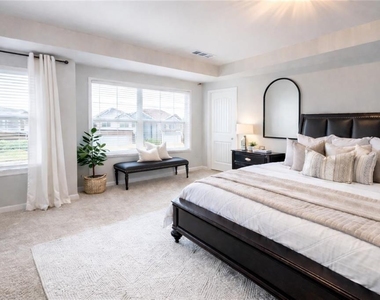 182 Woodhouse Circle - Photo Thumbnail 10