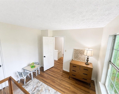 6979 Ling Lane - Photo Thumbnail 12