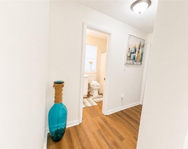 6979 Ling Lane - Photo Thumbnail 3