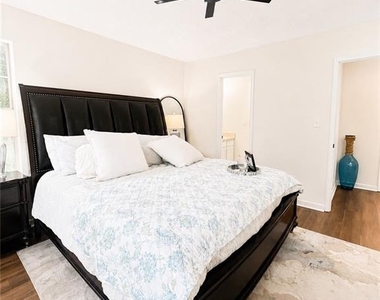 6979 Ling Lane - Photo Thumbnail 7