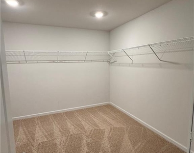 64 Park Chase Lane - Photo Thumbnail 24