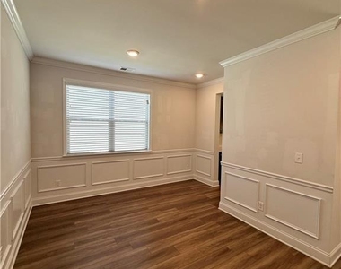 64 Park Chase Lane - Photo Thumbnail 2