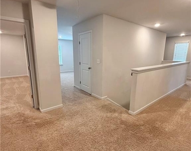 64 Park Chase Lane - Photo Thumbnail 17