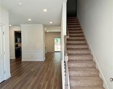 64 Park Chase Lane - Photo Thumbnail 1