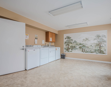 801 N Mclean Boulevard - Photo Thumbnail 29