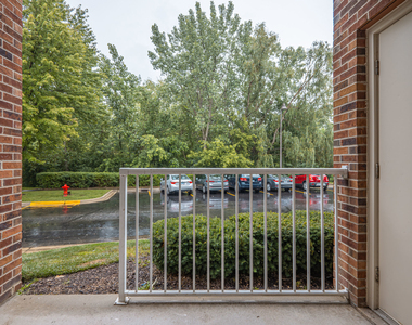 801 N Mclean Boulevard - Photo Thumbnail 16