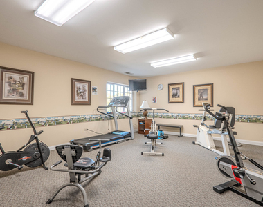 801 N Mclean Boulevard - Photo Thumbnail 27