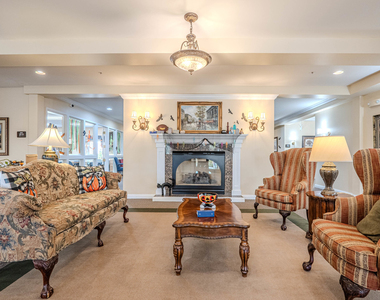 801 N Mclean Boulevard - Photo Thumbnail 20