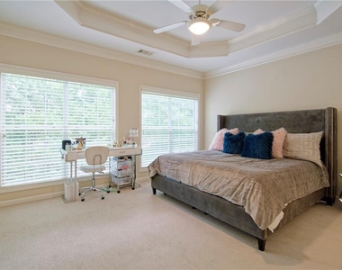 2665 Rivers Edge Drive Ne - Photo Thumbnail 9
