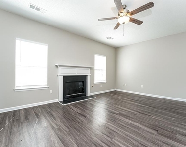 2575 Captains Row - Photo Thumbnail 4