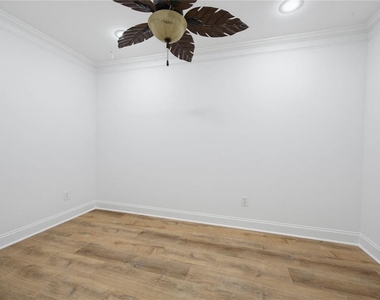 735 Westwind Lane - Photo Thumbnail 35