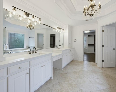 735 Westwind Lane - Photo Thumbnail 17