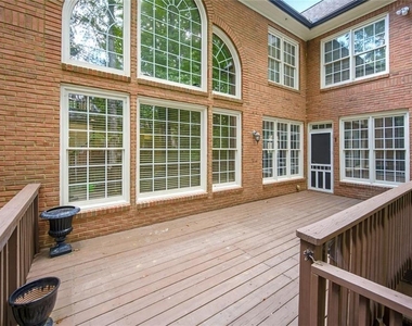 735 Westwind Lane - Photo Thumbnail 38