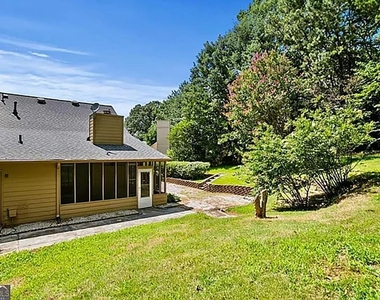 1140 Magnolia Way Se - Photo Thumbnail 24