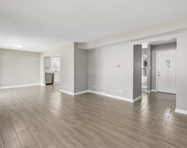 322 Maple Lane - Photo Thumbnail 4