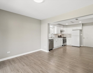 322 Maple Lane - Photo Thumbnail 6