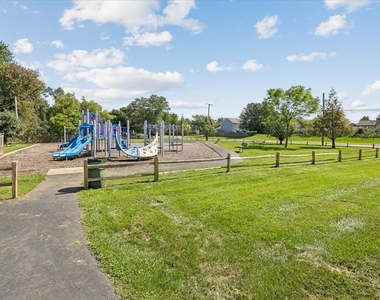 322 Maple Lane - Photo Thumbnail 26