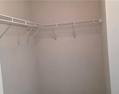 3902 Snipes Court - Photo Thumbnail 7
