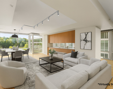 9715 Woods Drive - Photo Thumbnail 8