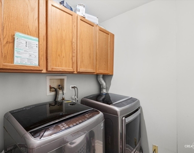 3250 Cool Springs Court - Photo Thumbnail 9