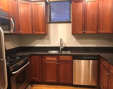 2215 W Monroe Street - Photo Thumbnail 1