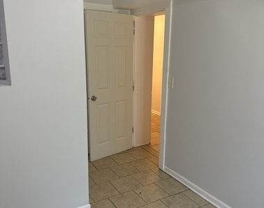 6344 S Eberhart Avenue - Photo Thumbnail 17