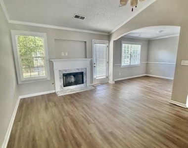 490 Amelia Grove Lane - Photo Thumbnail 9