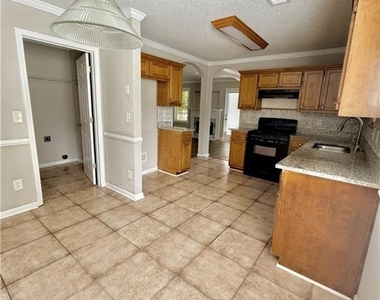 490 Amelia Grove Lane - Photo Thumbnail 19