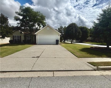 490 Amelia Grove Lane - Photo Thumbnail 7