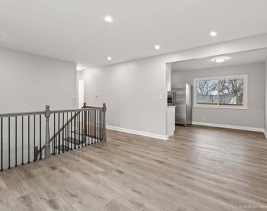 741 Yates Avenue - Photo Thumbnail 2